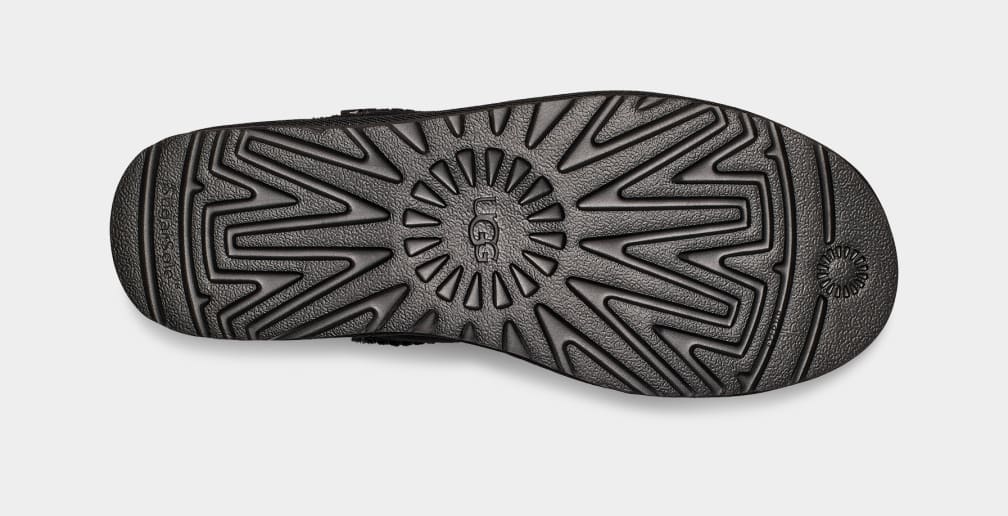 0FAE3978-E738-4A5F-BC6F-09902378D90F