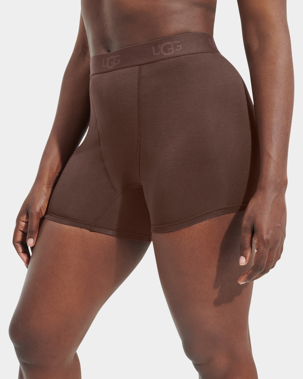 164B317C-76B5-57A8-68C7-B836634913A1