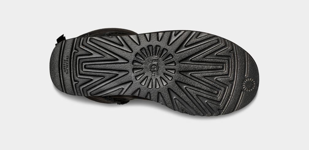 270DD442-9825-6872-D530-A8E7F06B7539