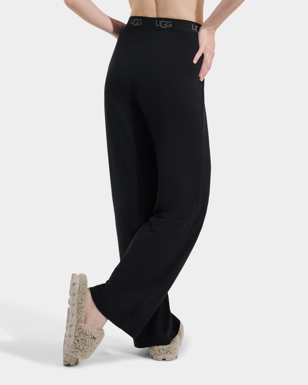 2F430EEB-3A37-06C8-58FF-C9451FDA95D9