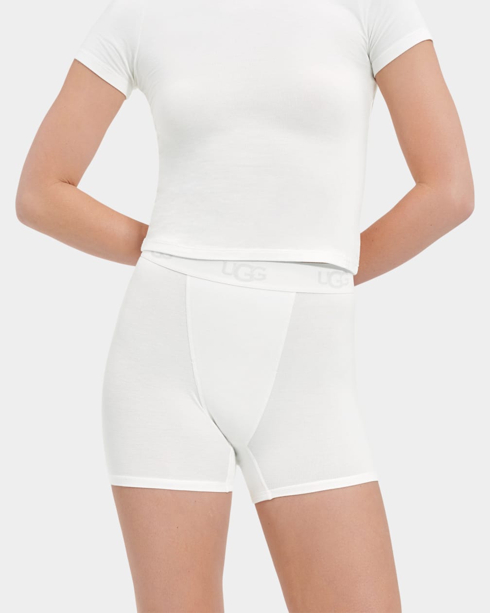 63F58A8E-5653-8539-E486-B471BA825118