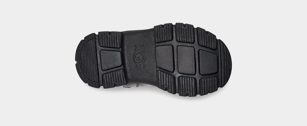 87237219-0257-95C9-4C64-7A77D799EE83