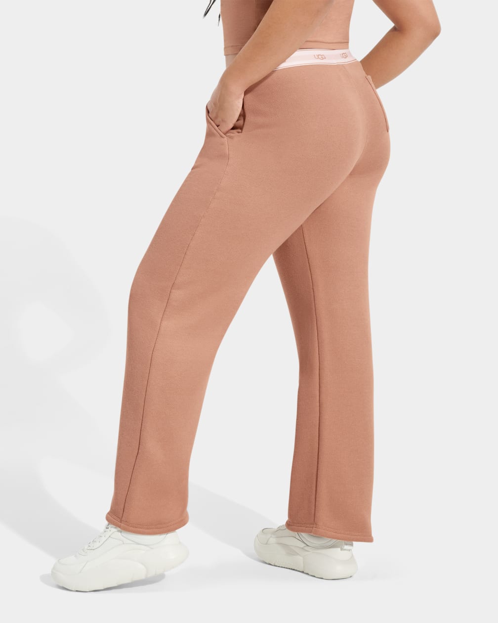 A9E4AD46-3CED-6440-A93B-582875855A27