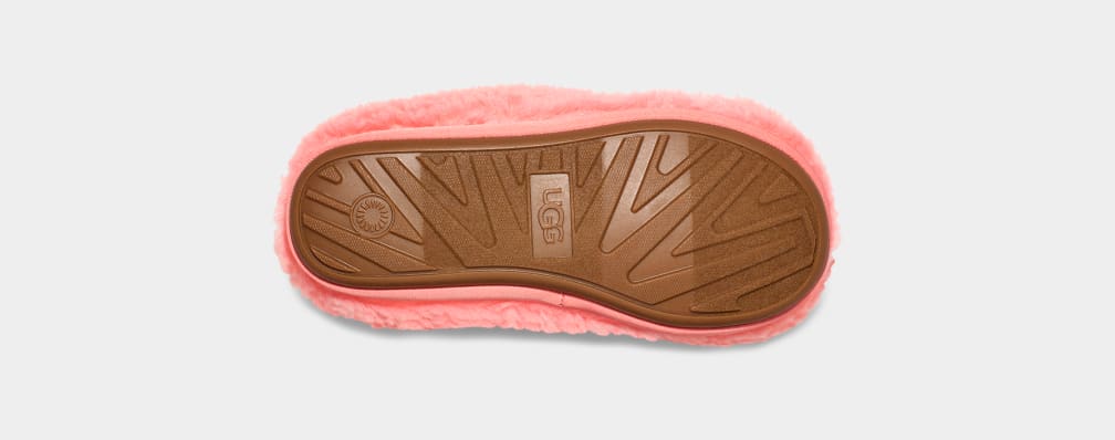 B2613949-8D04-B7F1-F2D5-157648AABB32