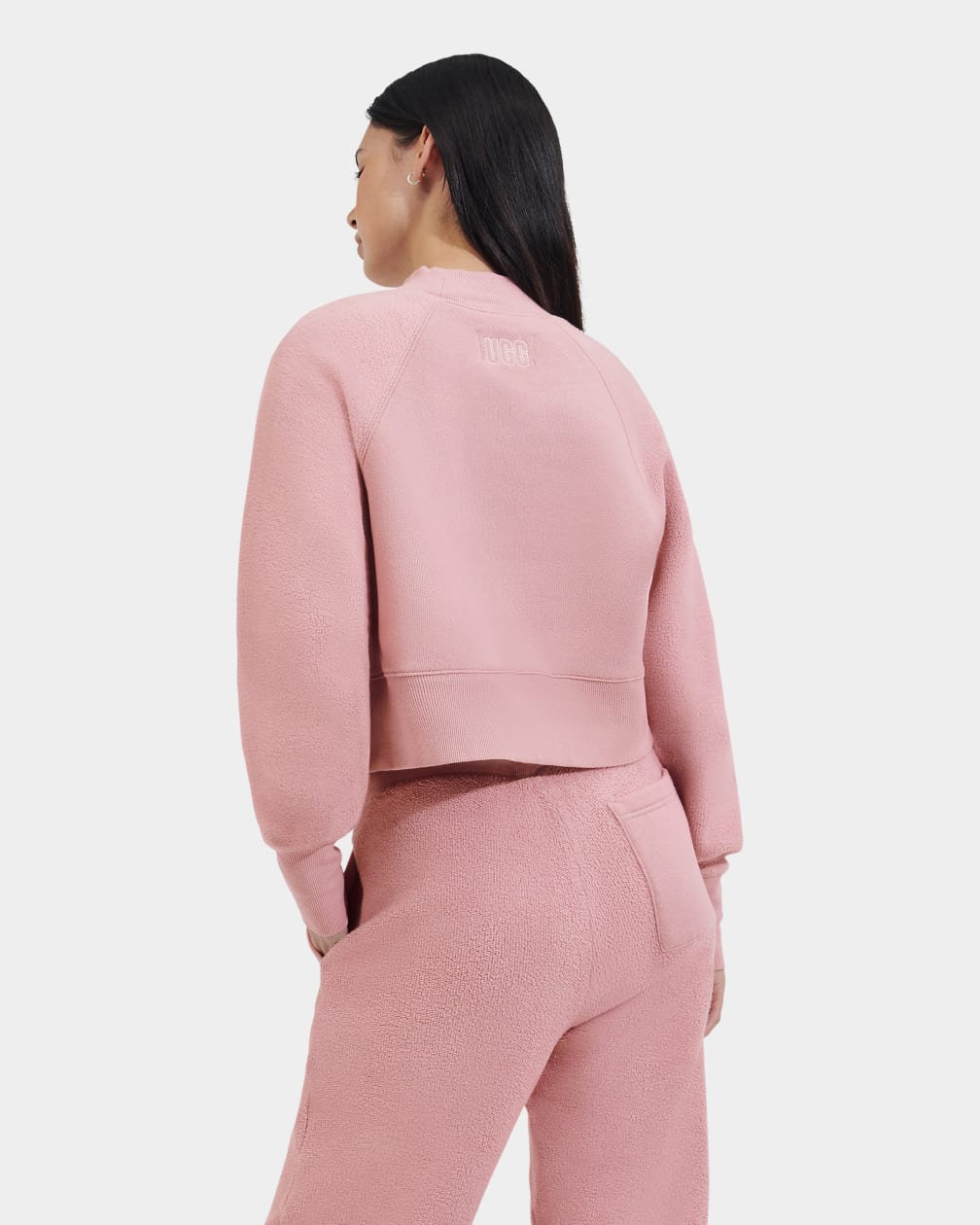 B7C25E57-2A83-9781-EBCB-E05D573D7714