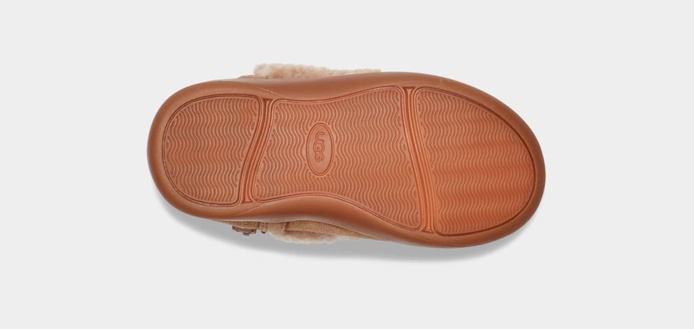 C21CE365-BB61-37E6-65BA-062566C7CE05