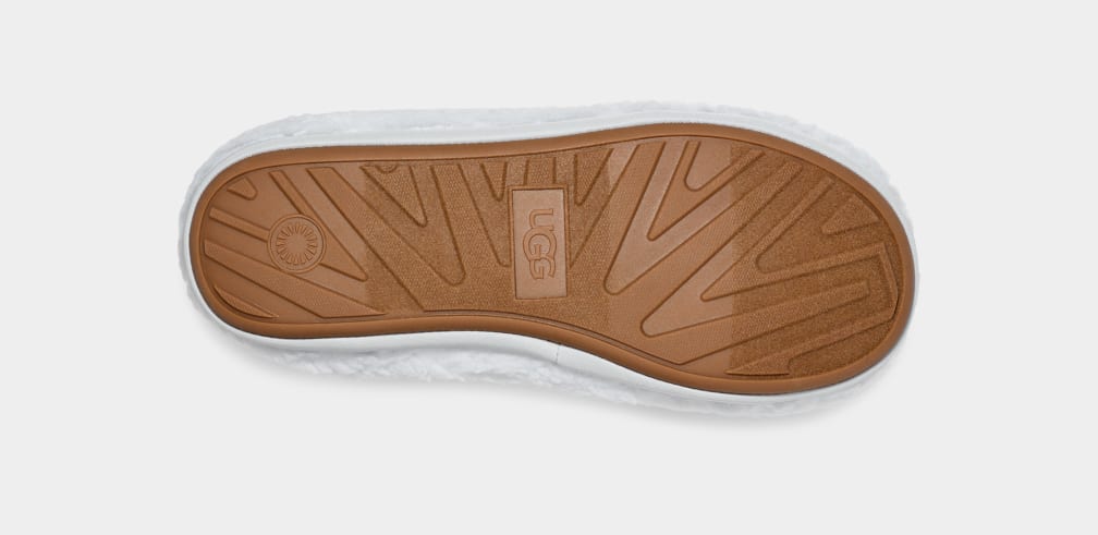 D0B48086-8586-9EAE-9811-834A5E0F2D90