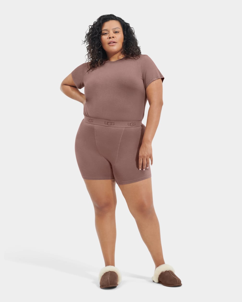 E95E85B0-BB99-E6F3-FDCE-A3A71777089A