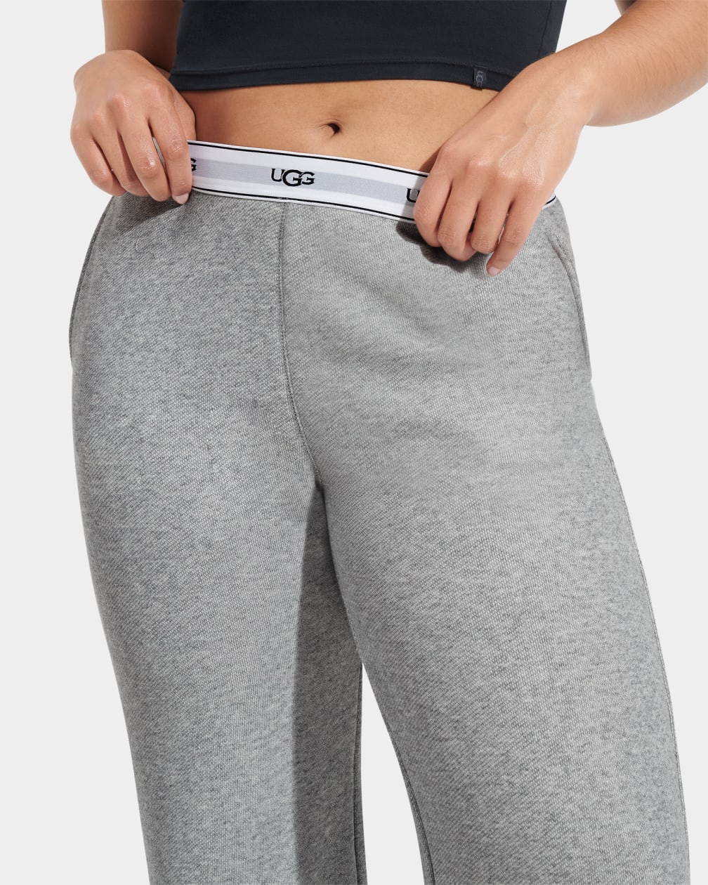 F9BDEDF0-0F20-5F2B-AE28-DFE16867F243